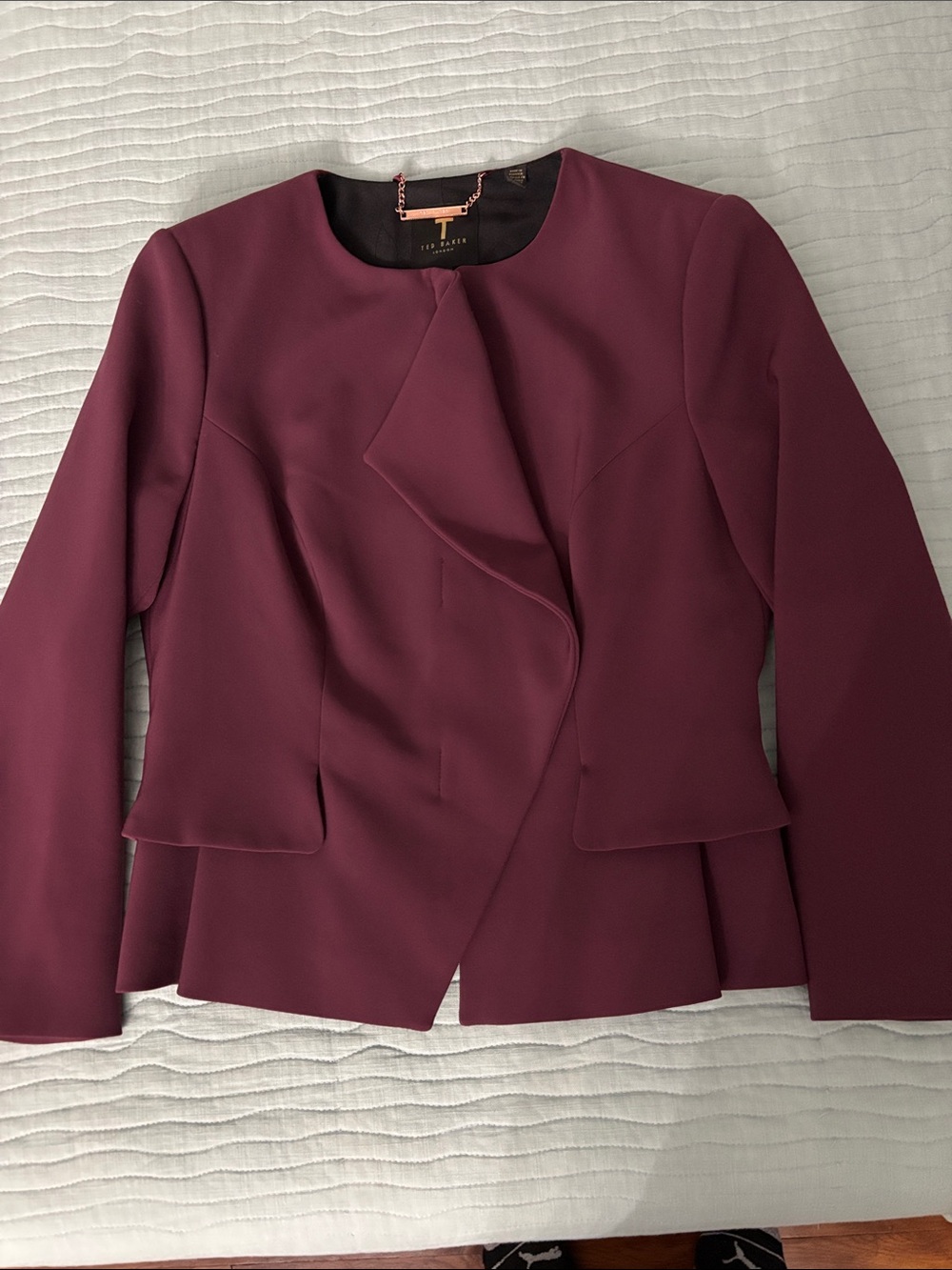 Elegant Ted Baker London Women's Ruffle-Front Peplum Blazer Jacket in Purple Sz3